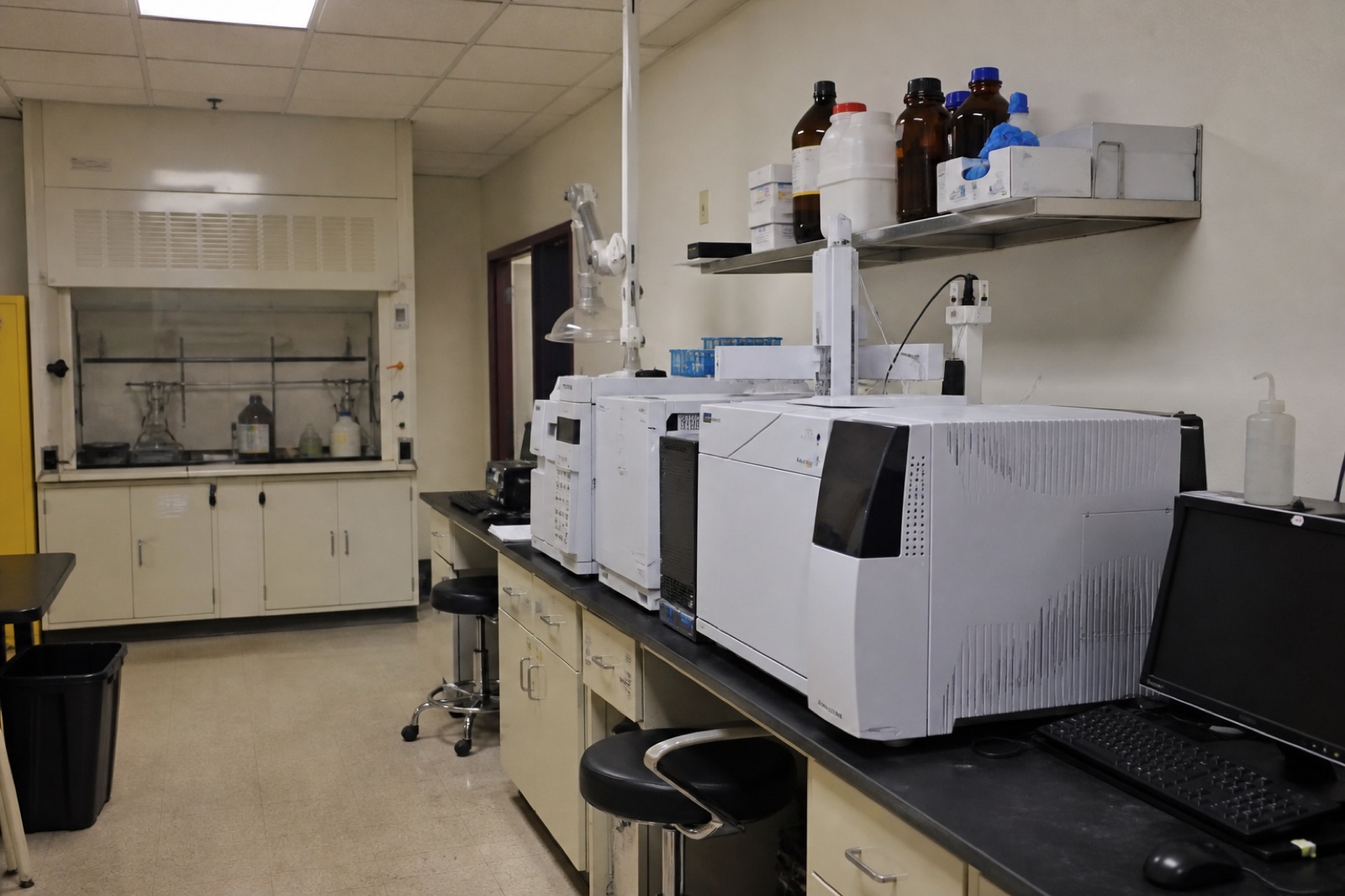 Analytical instruments and fume hood inside the Northline Analytical lab